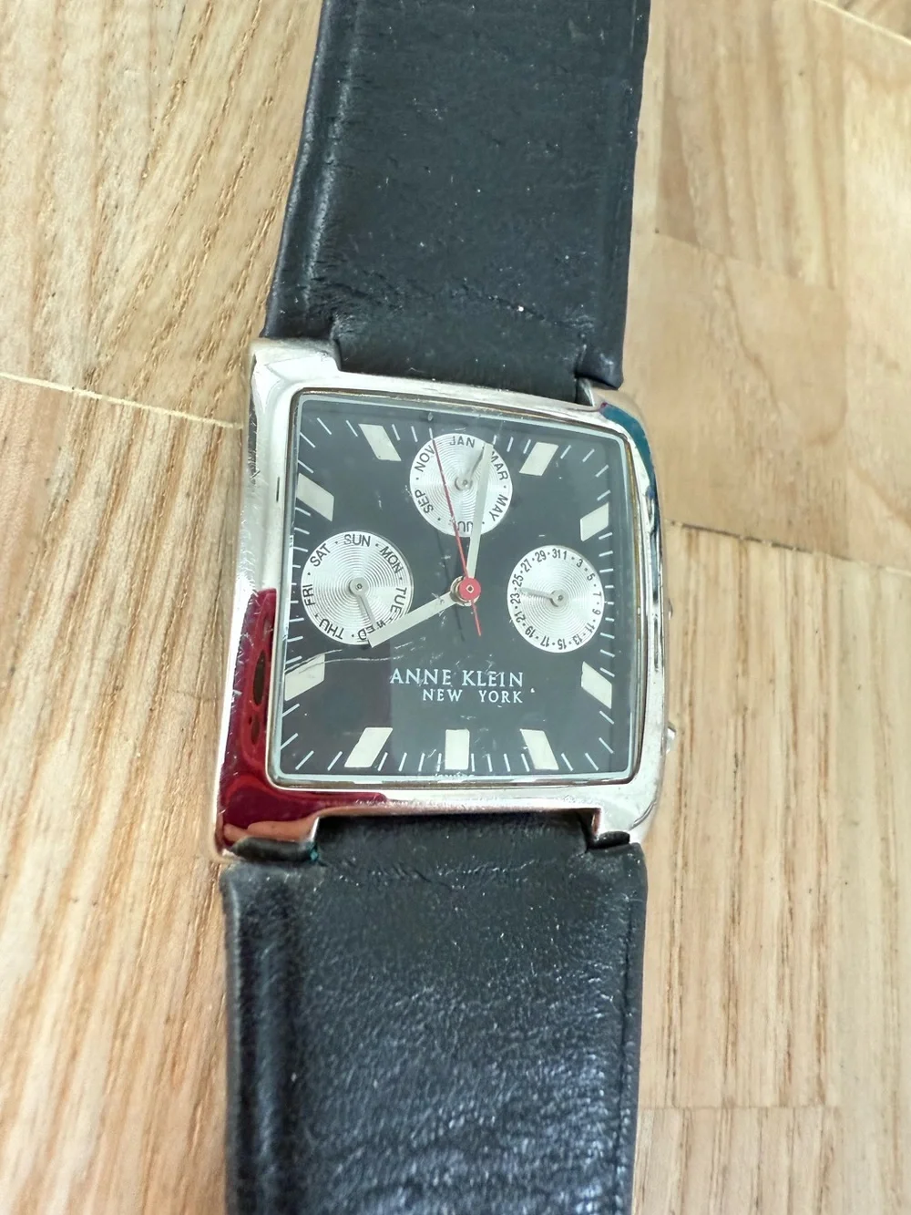 Anne Klein New York ladies black rectangular leather watch NEW BATTERY
